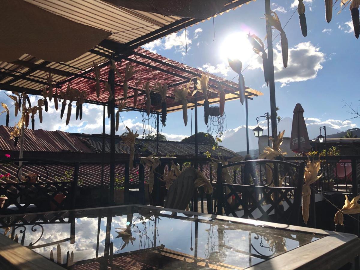 Dionisio Inn Antigua Dış mekan fotoğraf
