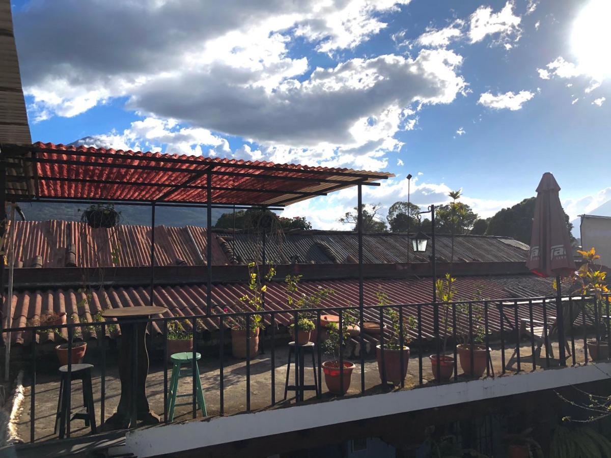 Dionisio Inn Antigua Dış mekan fotoğraf