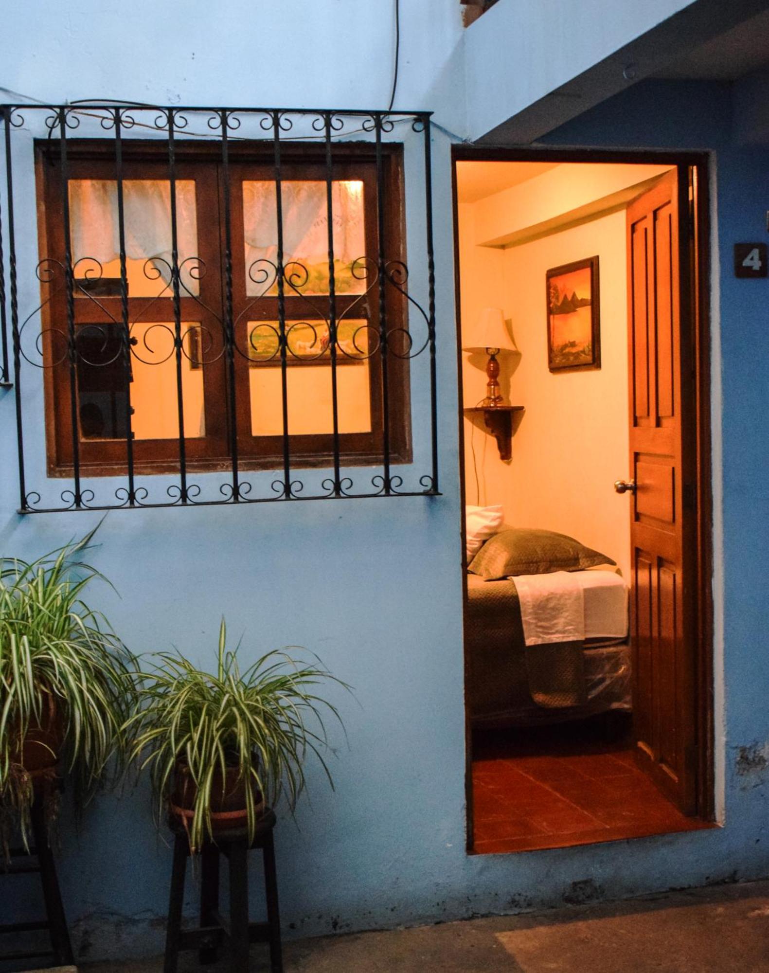 Dionisio Inn Antigua Dış mekan fotoğraf