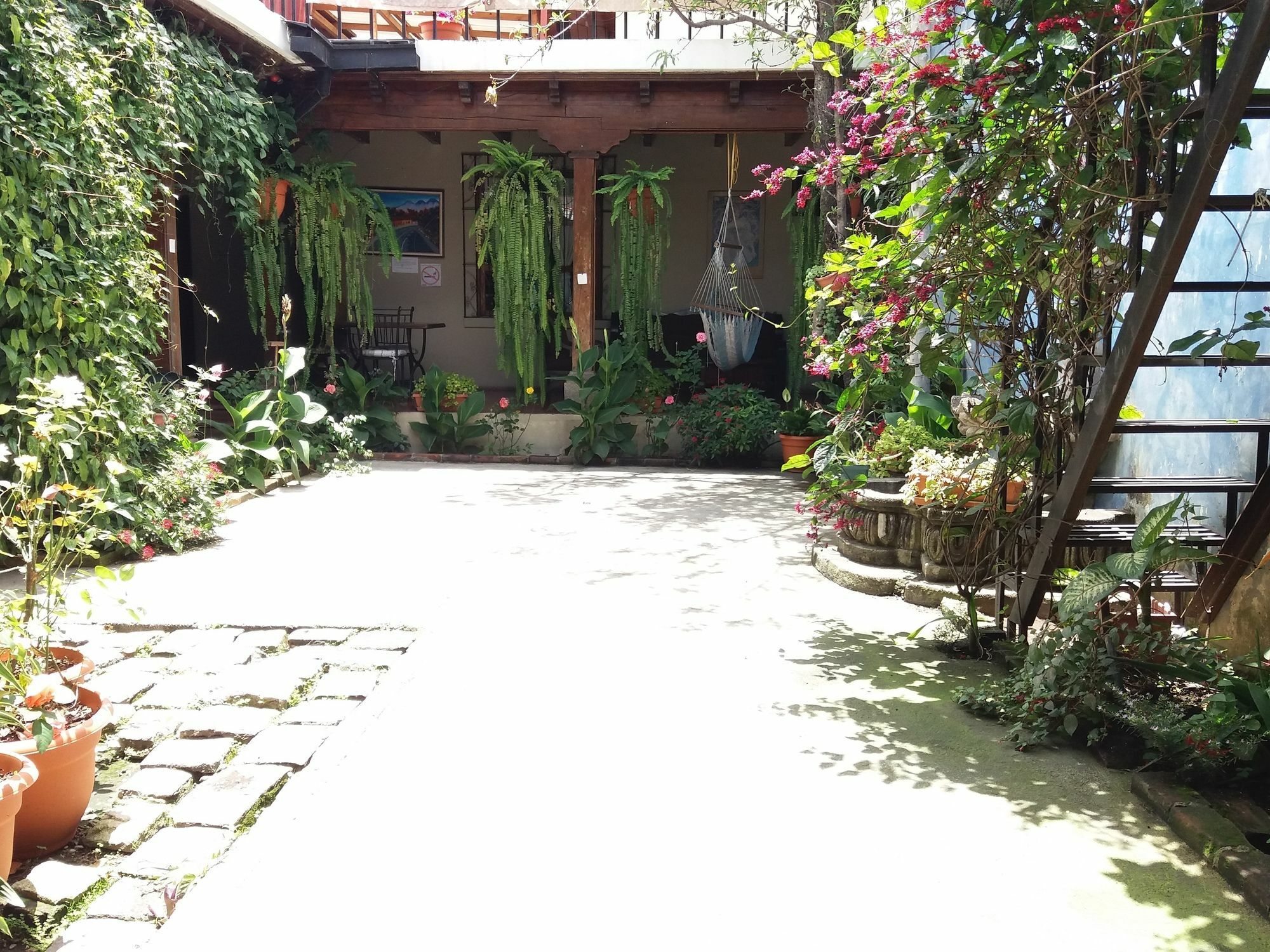 Dionisio Inn Antigua Dış mekan fotoğraf
