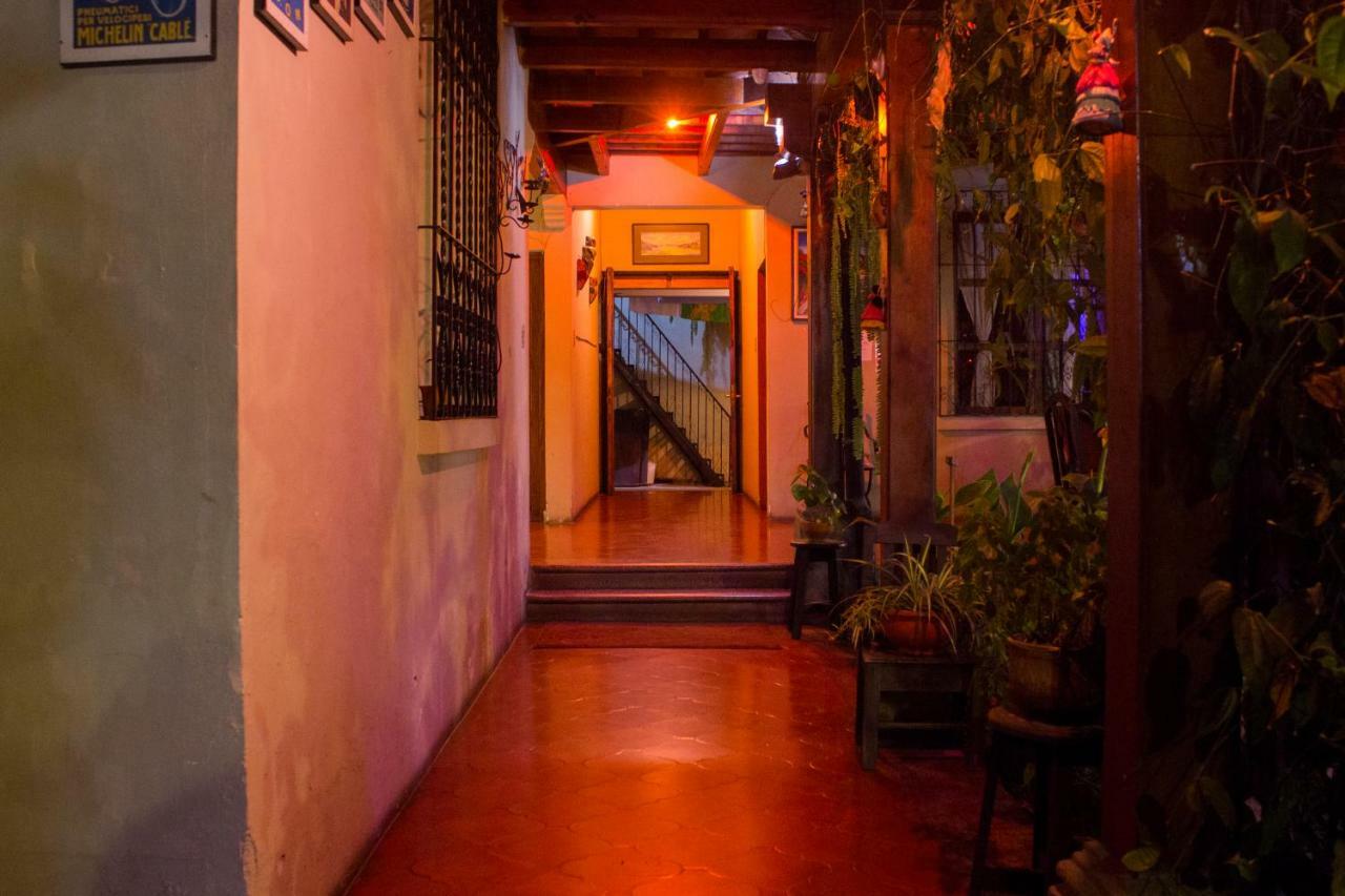 Dionisio Inn Antigua Dış mekan fotoğraf