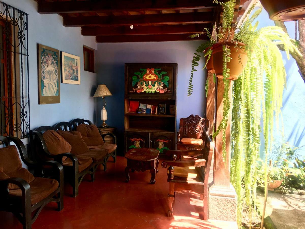 Dionisio Inn Antigua Dış mekan fotoğraf
