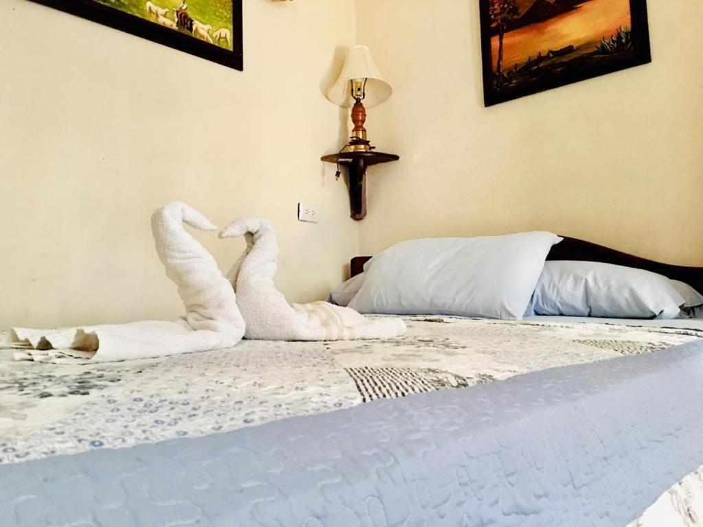 Dionisio Inn Antigua Dış mekan fotoğraf